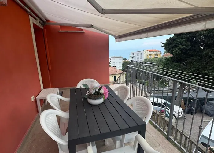 Il Viaggio 4* Diano Marina