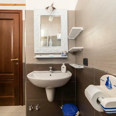 ベッド・アンド・ブレックファスト Il Viaggio ディアーノ・マリーナ